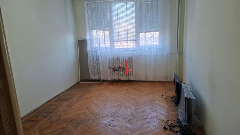 Gara de Nord, Metrou, 3 camere semidecomadate, et. 2, vedere mixta, 62 mp,