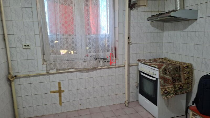 Gara de Nord, Metrou, 3 camere semidecomadate, et. 2, vedere mixta, 62 mp,